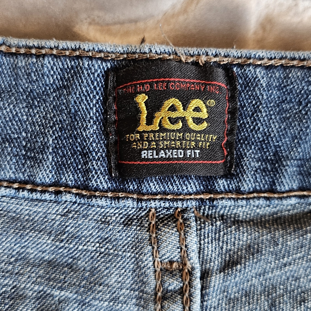 2/$20 Lee Men's Dark Blue 32 x 30 Relax Fit Jeans - Picture 5 of 8